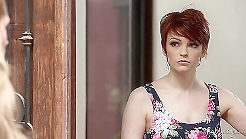 Hairy pussy lesbians fucking