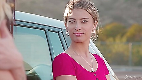 Chiros cuckoldsing with her ass mel twists pranks