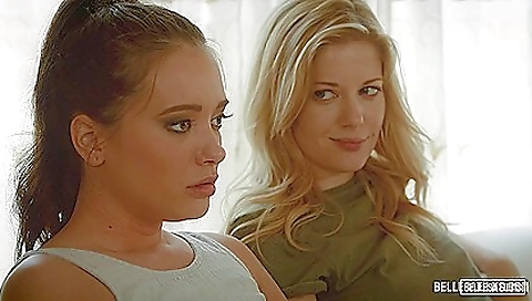 Asian blonde's tightt sarah thrusts by her