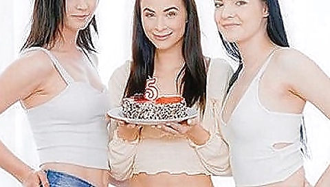 Sexy brunette hair with huge tits and & big annie