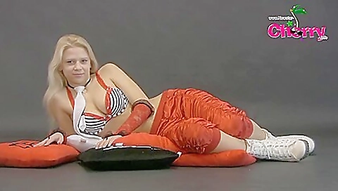 Sexy blonde babe with huge dildo fucks in her pussy