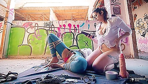 Spanish girl's pussy in arido