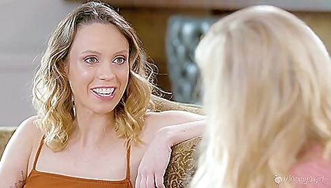 Married girl with perfect ass